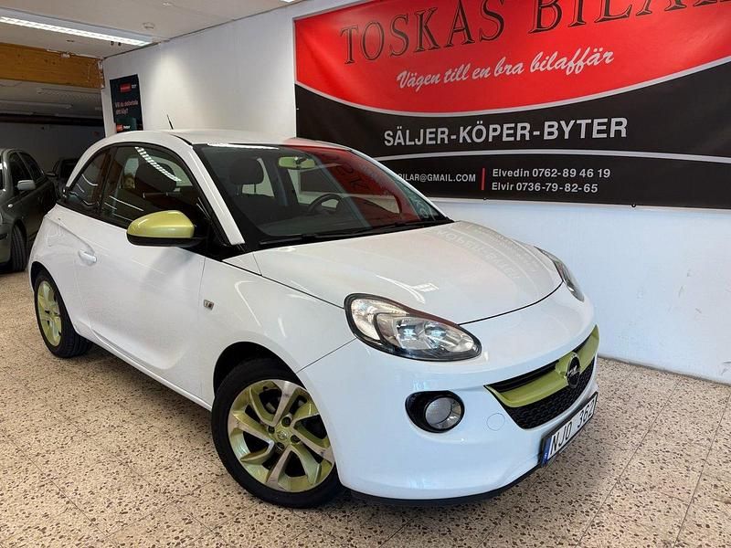 Vit Begagnad 2013 Opel Adam Halvkombi | 69 900 kr - Bild 1/4