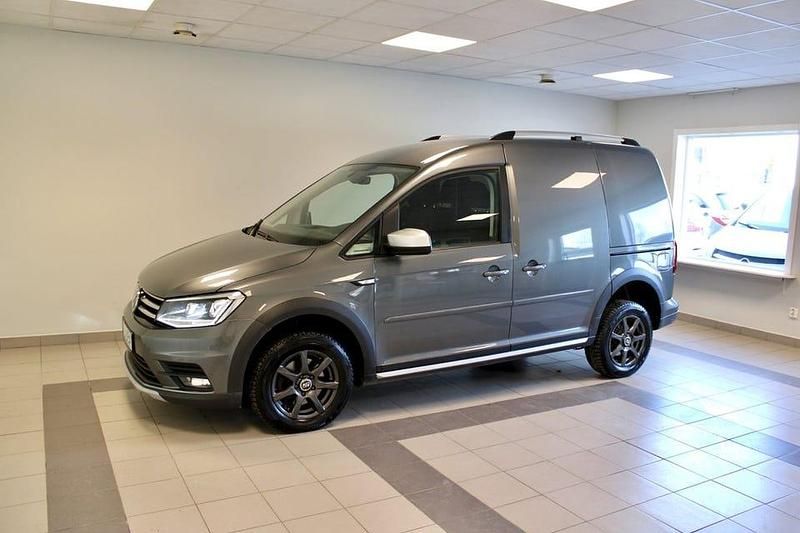 Begagnad VW Caddy 122 HK (89 kW) 2019 Grå Minibuss