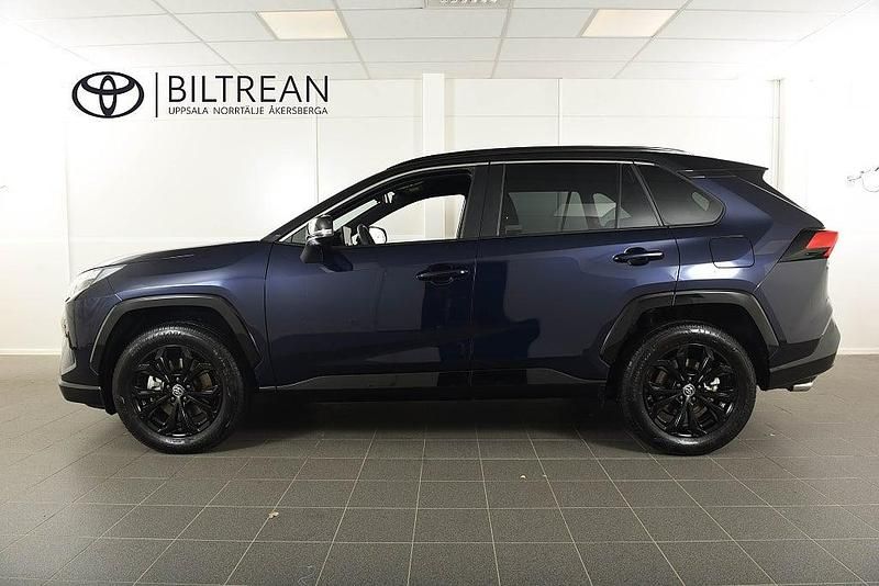 Begagnad Toyota RAV4 Hybrid Style 222 HK (163 kW) 2024 Blå SUV