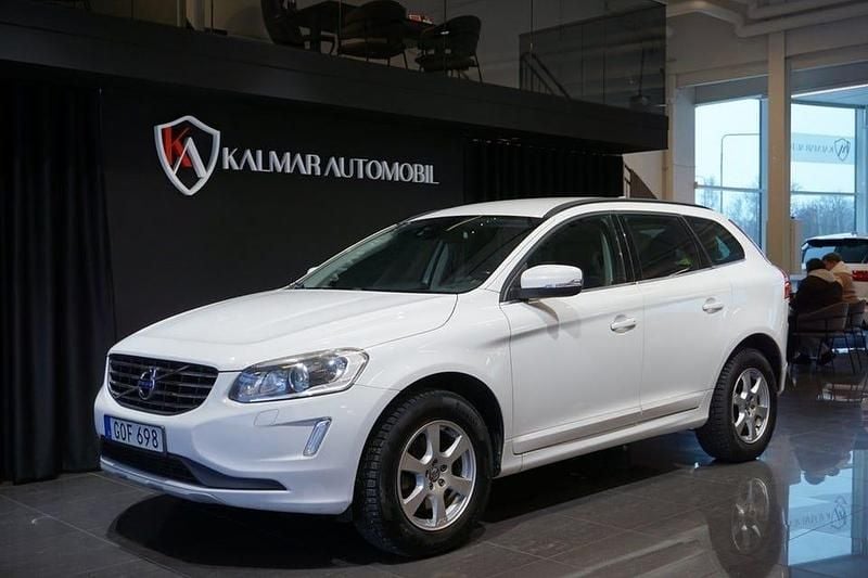 Begagnad Volvo XC60 Momentum 190 HK (139 kW) 2015 Vit SUV
