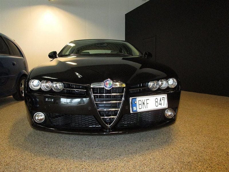 Begagnad Alfa Romeo 159 200 HK (147 kW) 2006 Svart Sedan