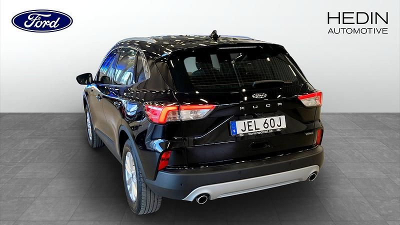 Begagnad Ford Kuga 190 HK (139 kW) 2022 Svart SUV