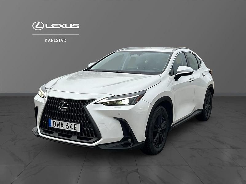 Vit Begagnad 2024 Lexus NX350h Business Edition SUV | 459 900 kr (Marknadspris) - Bild 1/4