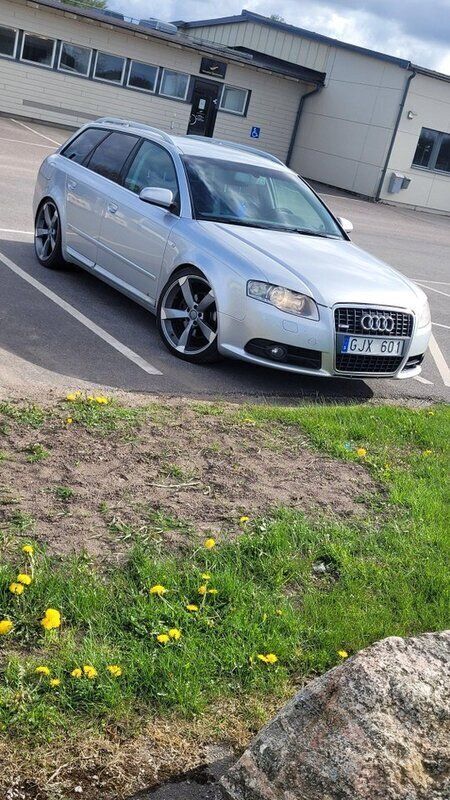 Silver Begagnad 2008 Audi A4 S-Line Kombi | 32 000 kr (Bra pris) - Bild 1/4