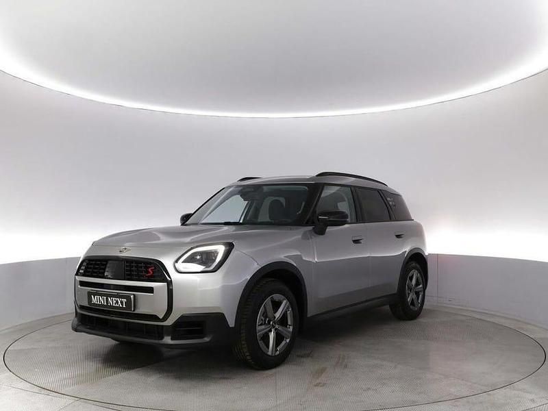 Grå Begagnad 2024 Mini Countryman SUV | 409 900 kr (Marknadspris) - Bild 1/4