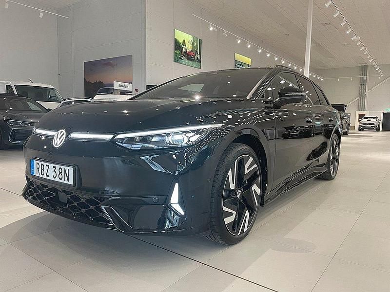 Ny 2025 VW ID.7 GTX Sedan | 736 400 kr (Dyr) - Bild 1/3