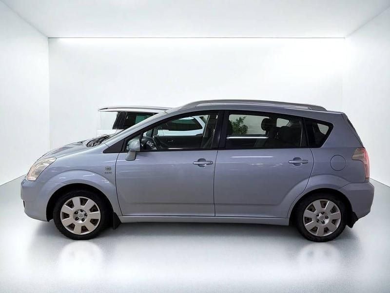 Begagnad Toyota Corolla 129 HK (94 kW) 2005 Blå Kombi