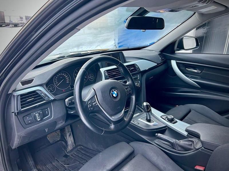 Begagnad BMW 320 184 HK (135 kW) 2014 Kombi