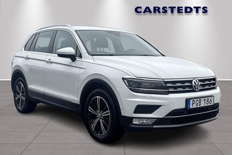 Vit Begagnad 2017 VW Tiguan SUV | 179 900 kr (Bra pris) - Bild 1/4