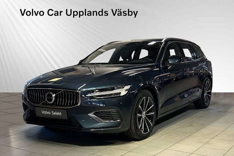 Blå Begagnad 2024 Volvo V60 Plus Kombi | 499 900 kr (Marknadspris) - Bild 1/3