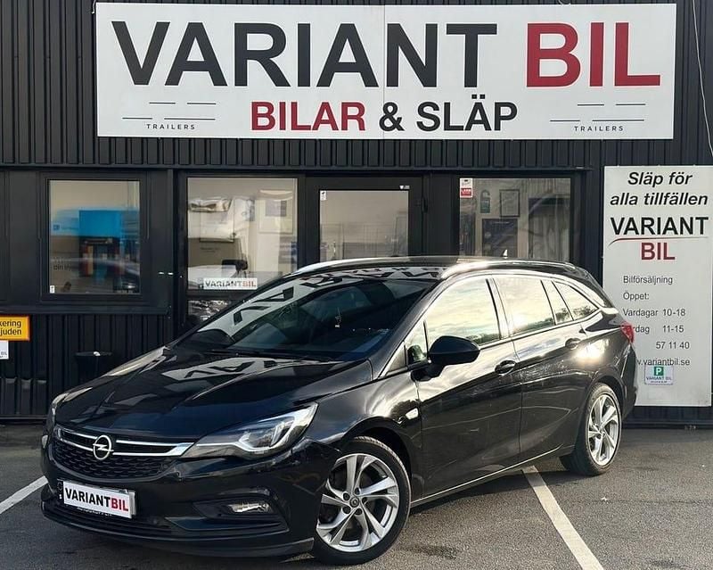 Svart Begagnad 2018 Opel Astra Dynamic Kombi | 139 700 kr (Lite dyr) - Bild 1/4
