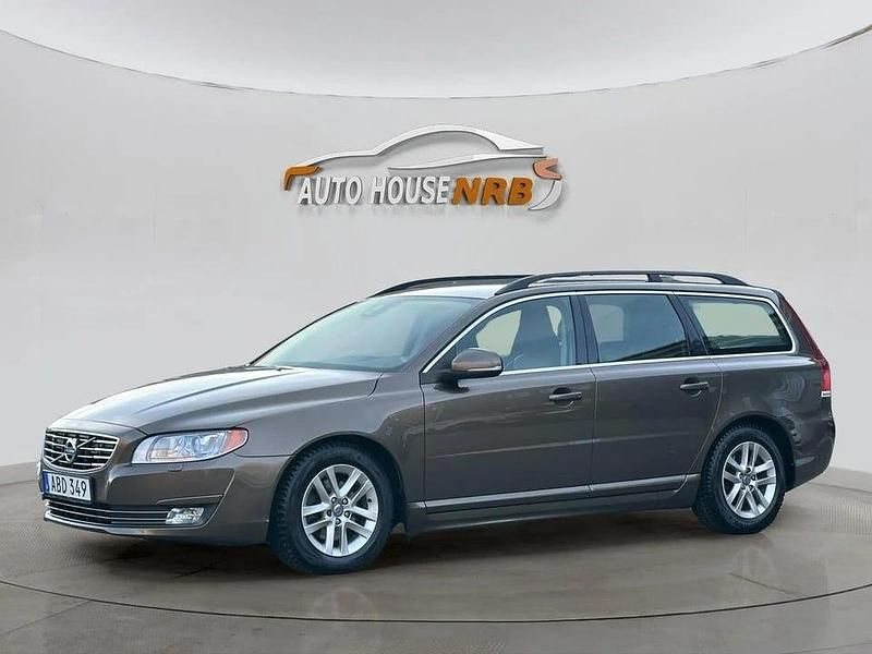 Begagnad Volvo V70 116 HK (85 kW) 2014 Brun Kombi
