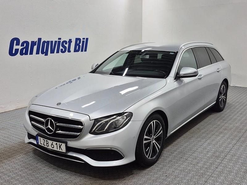 Silver metallic Begagnad 2019 Mercedes E200 Edition Kombi | 199 000 kr (Bra pris) - Bild 1/4