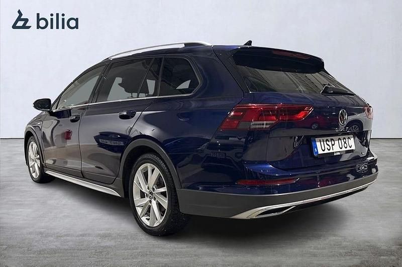 Begagnad VW Golf VIII 192 HK (141 kW) 2023 Blå