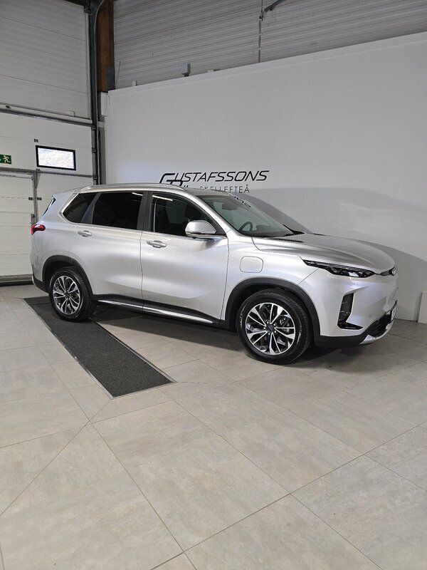 Silver Begagnad 2022 Maxus D60e SUV | 284 500 kr (Marknadspris) - Bild 1/4