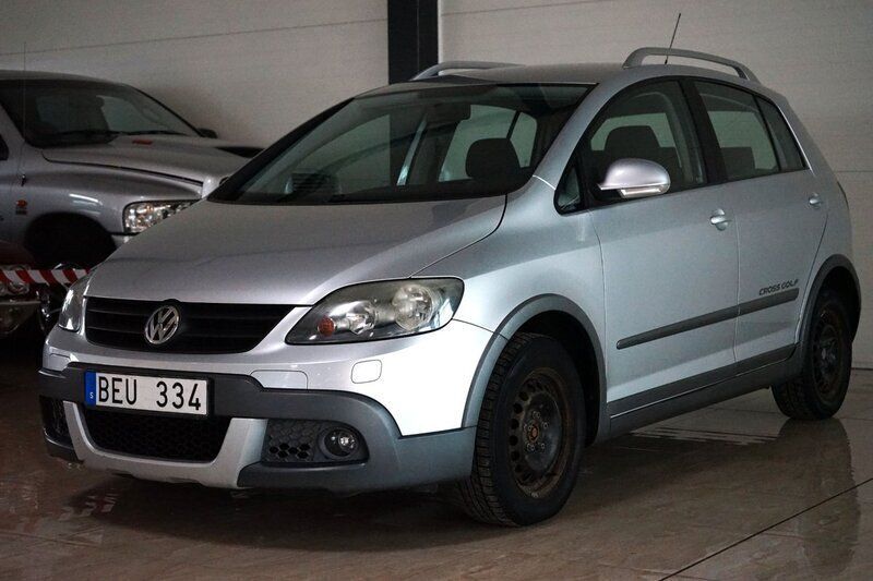Silver Begagnad 2007 VW Golf VI Halvkombi | 39 900 kr (Marknadspris) - Bild 1/4