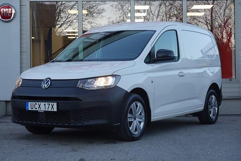 Vit Begagnad 2022 VW Caddy Minibuss | 294 875 kr (Marknadspris) - Bild 1/4