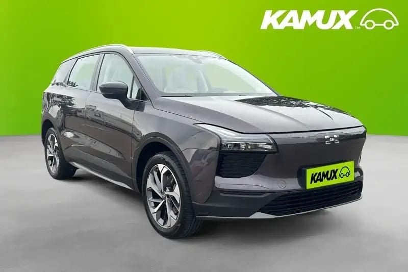 Röd Begagnad 2022 Aiways U5 SUV | 219 800 kr - Bild 1/4