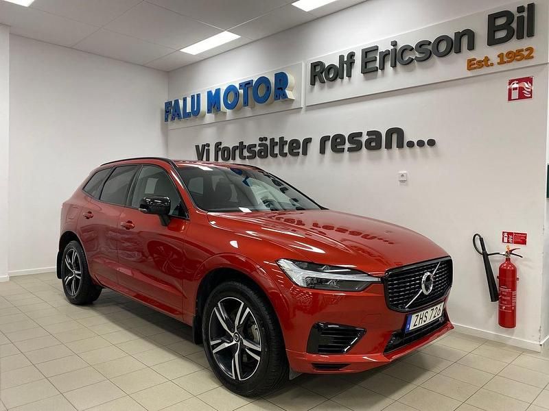Röd Begagnad 2021 Volvo XC60 R-Design SUV | 439 500 kr (Marknadspris) - Bild 1/4