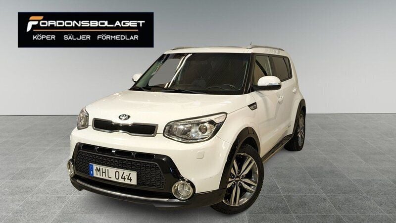 Vit Begagnad 2015 Kia Soul SUV | 99 900 kr (Marknadspris) - Bild 1/4