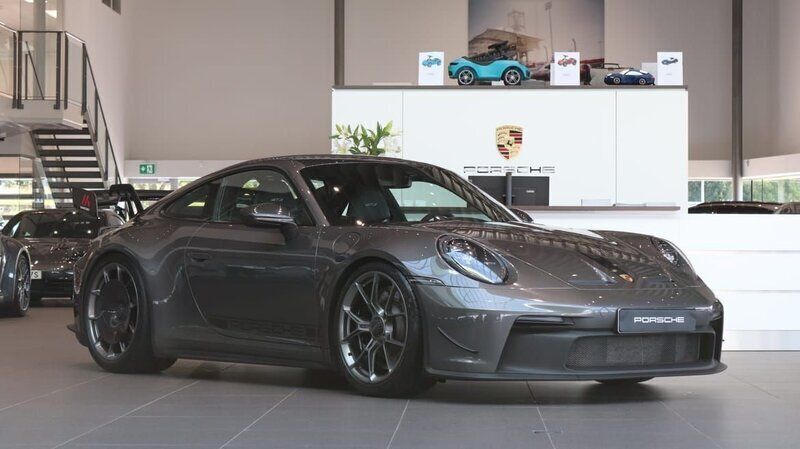 Mörkgrå (grå) Begagnad 2022 Porsche 911 GT3 Sportkupé | 2 195 000 kr - Bild 1/4