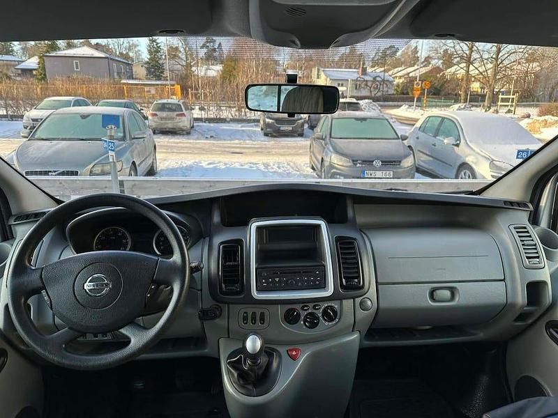 Begagnad Nissan Primastar 146 HK (107 kW) 2011 Minibuss