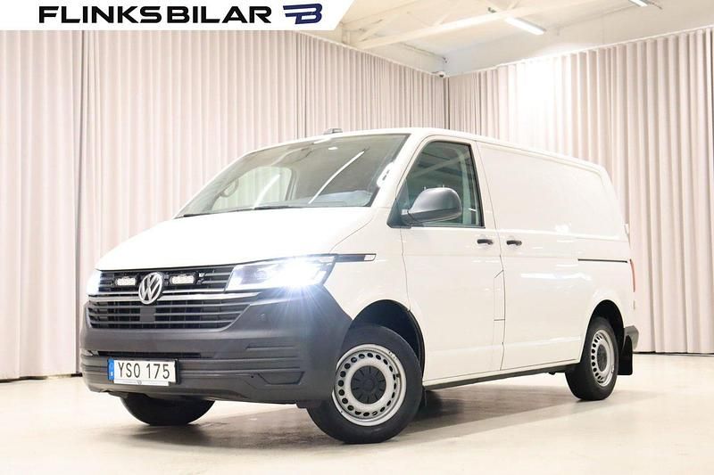 Vit Begagnad 2020 VW T6.1 Van | 339 900 kr (Marknadspris) - Bild 1/4