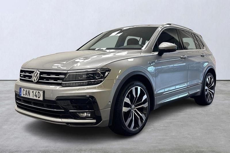 Silver Begagnad 2019 VW Tiguan R-line SUV | 289 900 kr (Lite dyr) - Bild 1/4