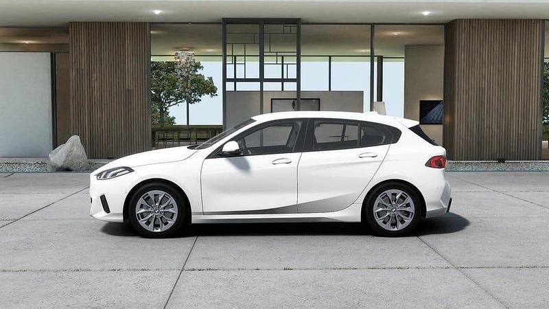 Begagnad BMW 120 M Sport 170 HK (125 kW) 2025 Okänd Halvkombi