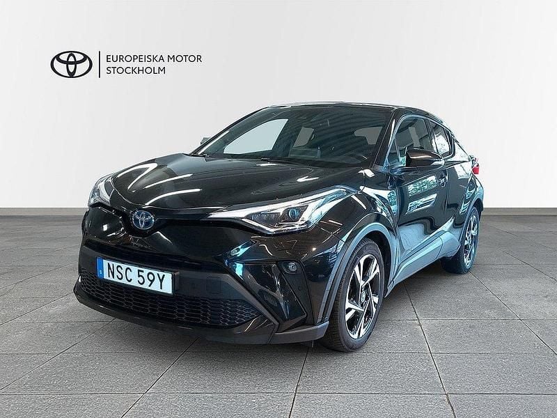 Svart Begagnad 2023 Toyota C-HR Edition SUV | 269 900 kr - Bild 1/3