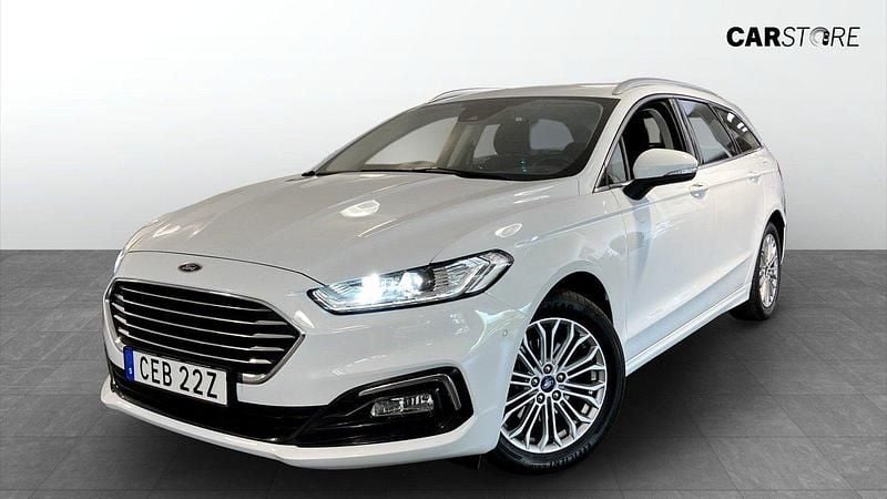 Vit (white) Begagnad 2021 Ford Mondeo Titanium Kombi | 184 900 kr (Superpris) - Bild 1/4