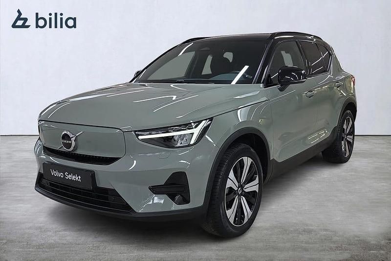 Grön Begagnad 2023 Volvo XC40 Core SUV | 339 900 kr - Bild 1/3