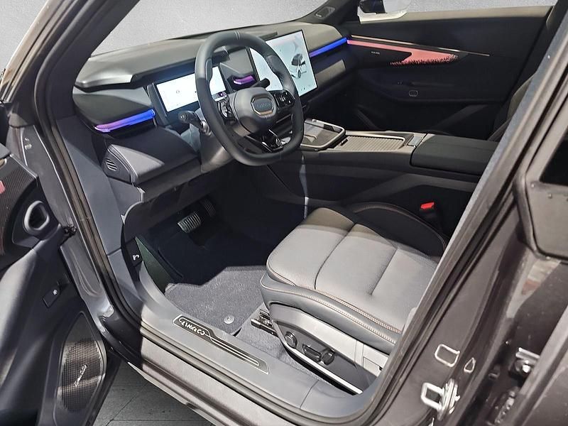 Ny Lynk & Co 08 2026 Grå SUV