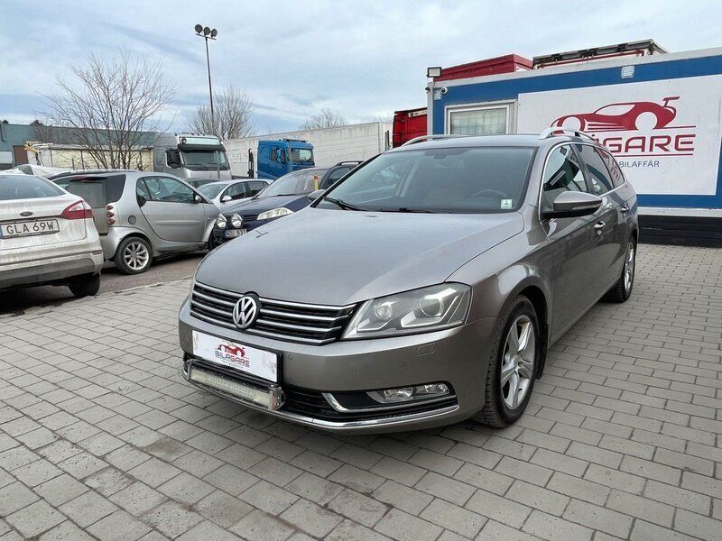 Ljusbrun Begagnad 2012 VW Passat Kombi | 49 900 kr (Superpris) - Bild 1/4