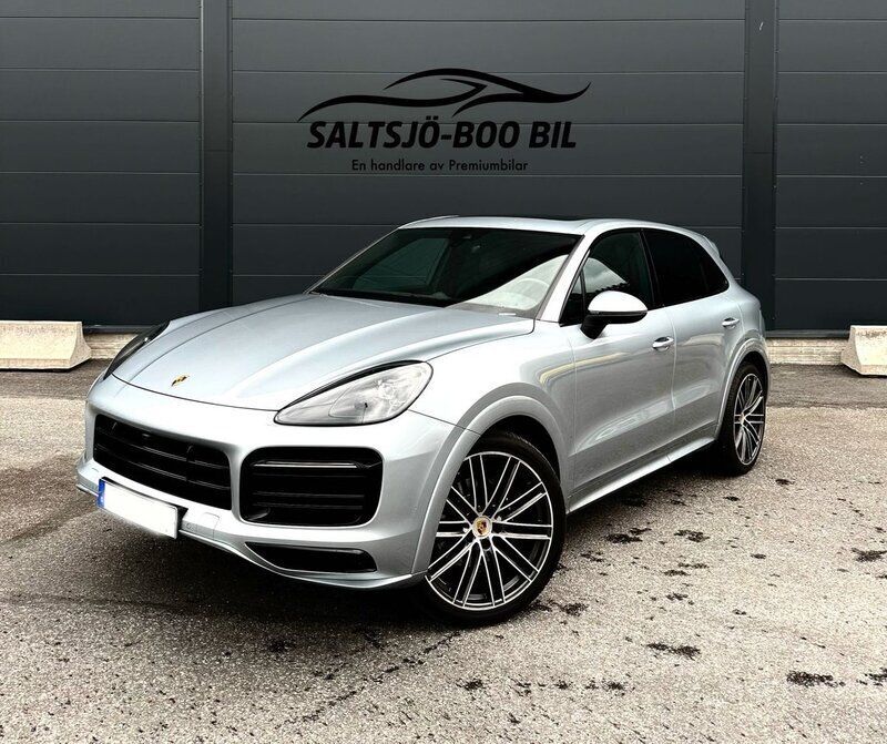 Silver Begagnad 2019 Porsche Cayenne Sport SUV | 629 000 kr (Dyr) - Bild 1/4