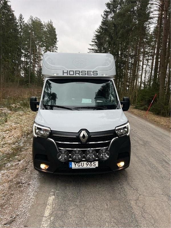 Begagnad 2024 Renault Master Van | 875 000 kr - Bild 1/4