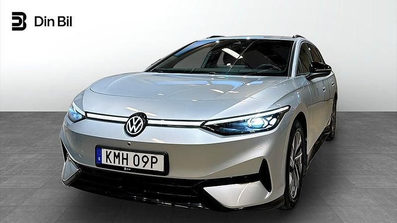 Silver Begagnad 2024 VW ID.7 Comfortline Kombi | 529 900 kr (Lite dyr) - Bild 1/4