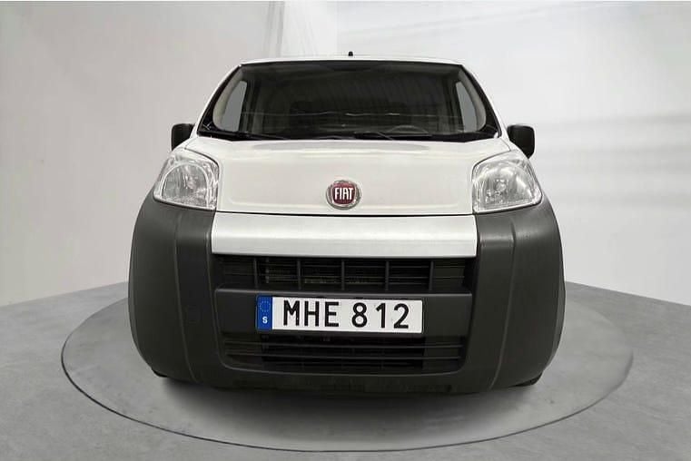 Begagnad Fiat Fiorino 75 HK (55 kW) 2016 Minibuss