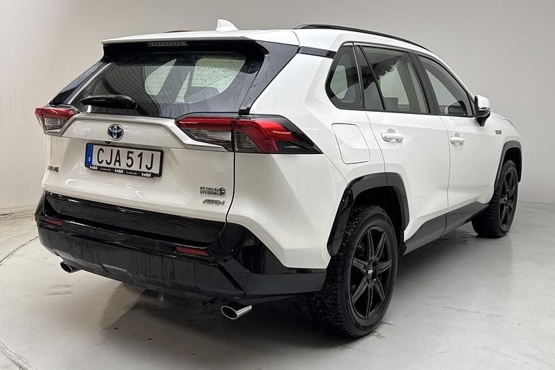 Begagnad Toyota RAV4 Active 306 HK (225 kW) 2023 Vit SUV