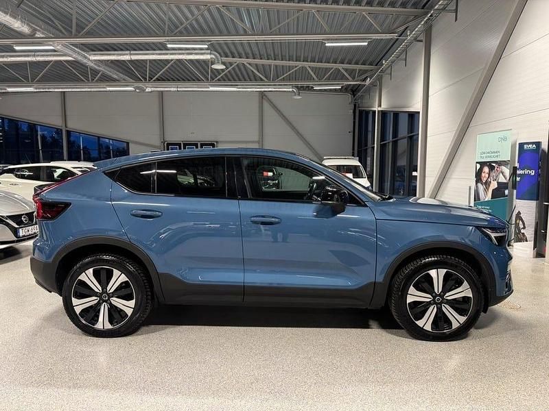 Begagnad Volvo C40 Single Motor 169 kW (231 HK) 2023 Blå SUV