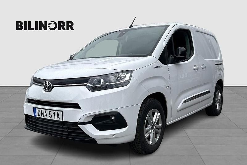 Vit Begagnad 2024 Toyota Proace City Van | 369 900 kr - Bild 1/4
