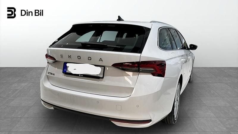 Ny Skoda Octavia 2026 Vit Kombi