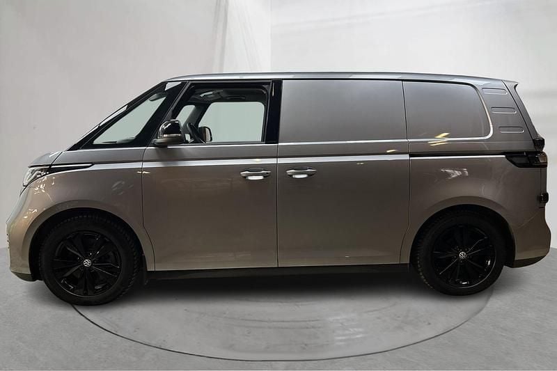 Begagnad VW ID. Buzz 150 kW (204 HK) 2023 Silver Minibuss