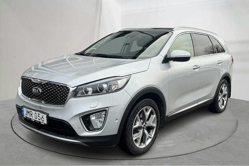 Grå Begagnad 2016 Kia Sorento SUV | 229 000 kr (Superpris) - Bild 1/4