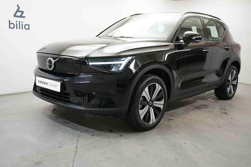 Svart Begagnad 2023 Volvo XC40 Single Motor SUV | 319 900 kr - Bild 1/1