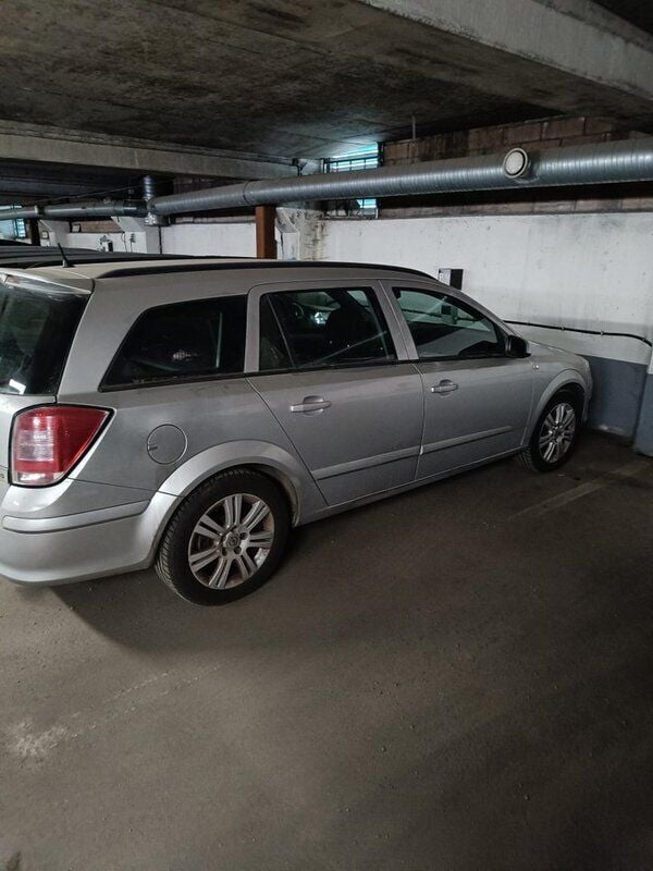 Grå Begagnad 2007 Opel Astra Kombi | 15 000 kr (Superpris) - Bild 1/4