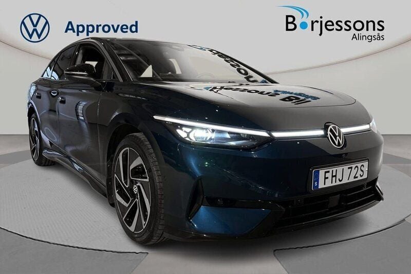 Blå Begagnad 2024 VW ID.7 Pro Sedan | 519 900 kr - Bild 1/4
