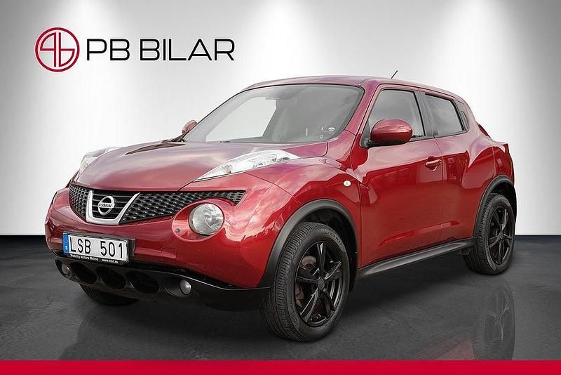 Mörkröd Begagnad 2011 Nissan Juke SUV | 79 900 kr (Marknadspris) - Bild 1/4