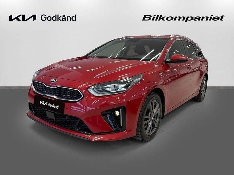 Röd Begagnad 2021 Kia Ceed Sportswagon Advance Kombi | 239 900 kr (Marknadspris) - Bild 1/4