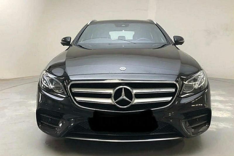 Begagnad Mercedes E220 Premium Plus 194 HK (142 kW) 2018